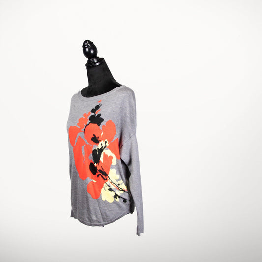 NEW YORK & COMPANY Graphic Grey Sweater