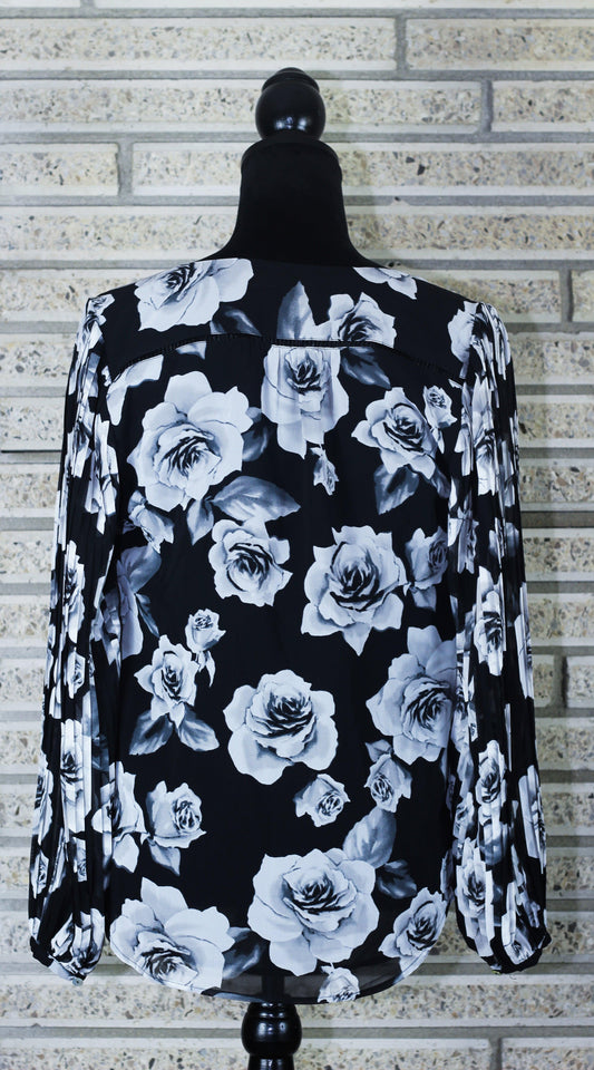 White House Black Market Long Sleeve Floral Blouse