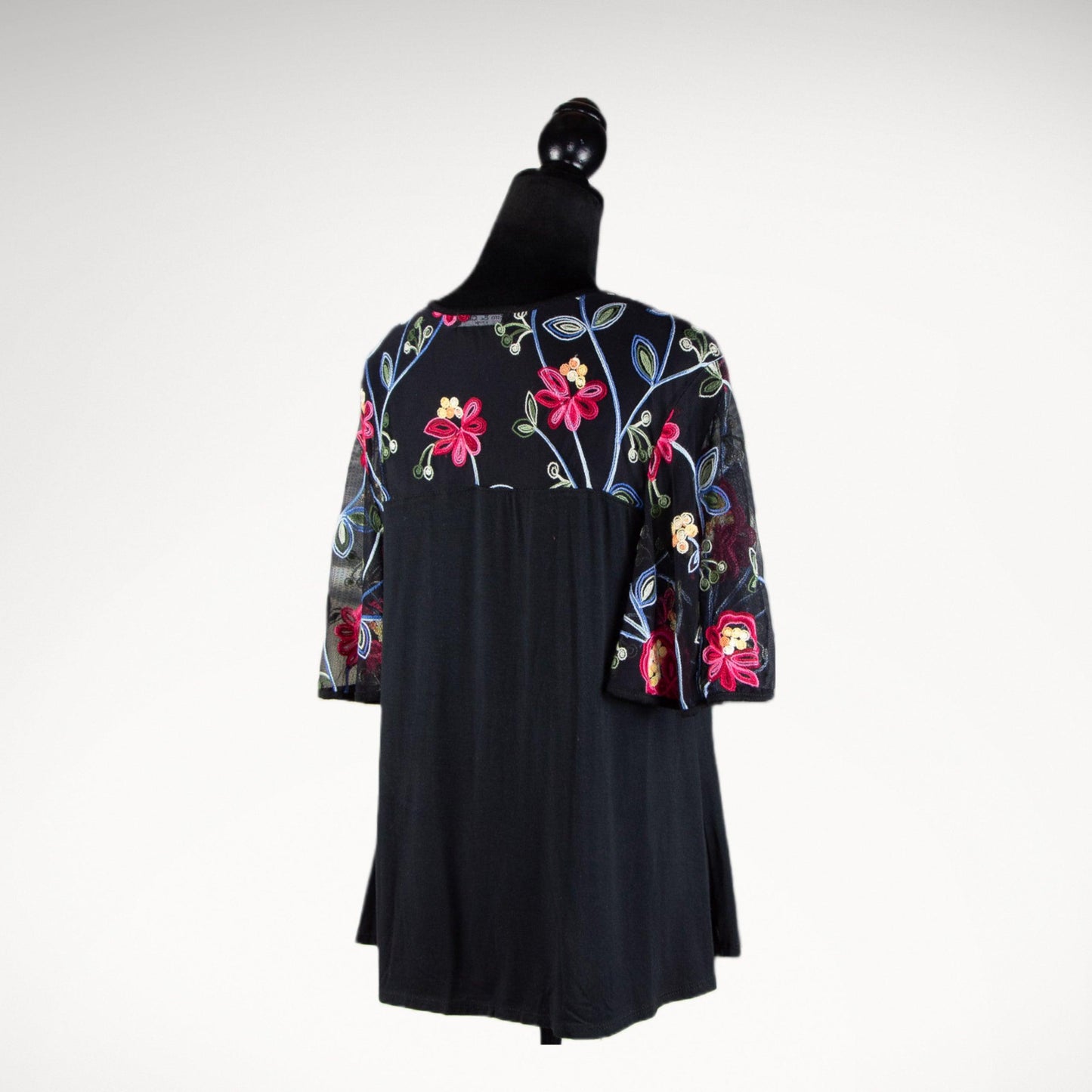 KIM & CAMI Lace Trim Short Sleeve Top - Sons of SPPhillips