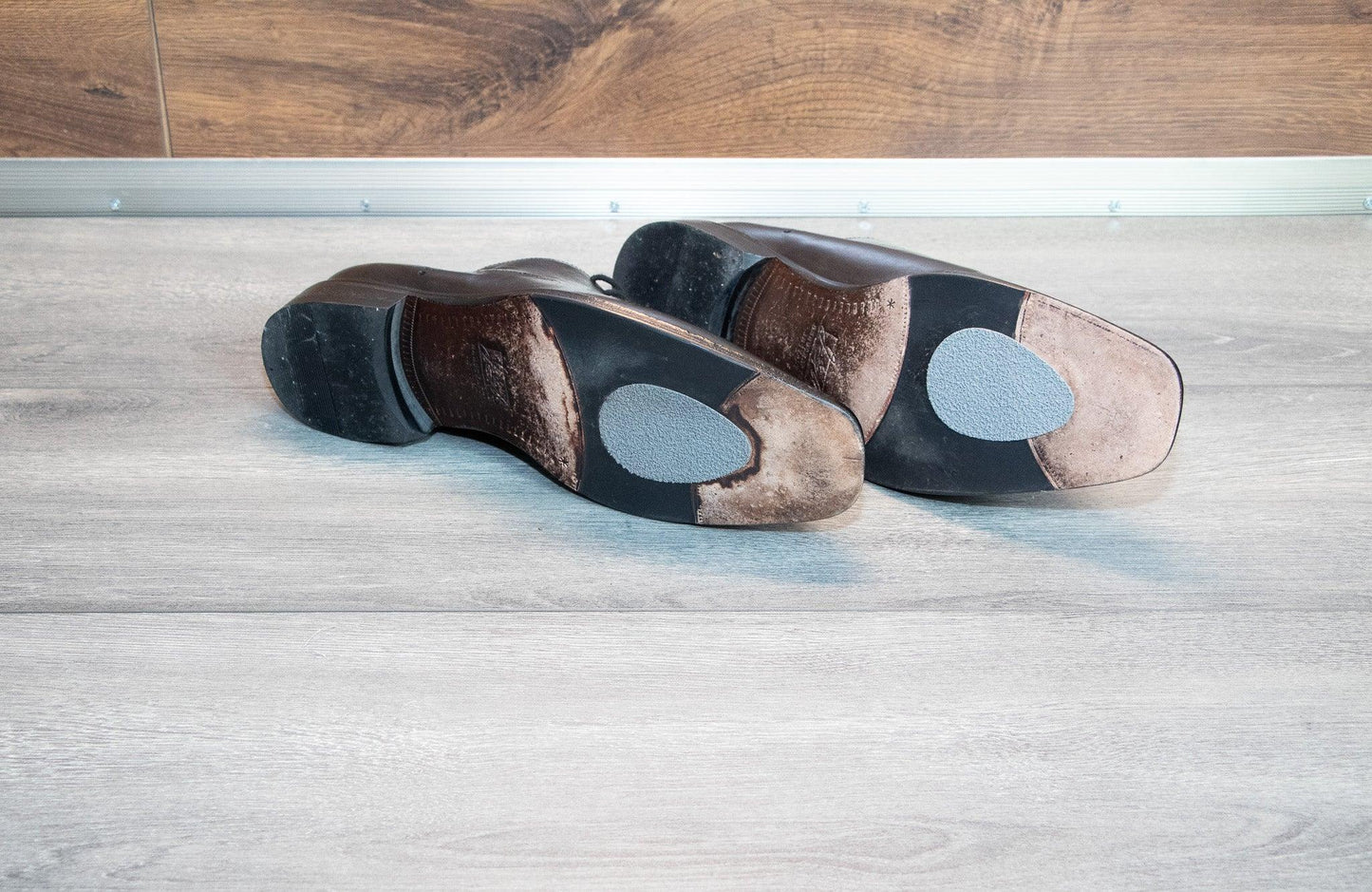 Johnston & Murphy Chaffin Medallion Dress Shoes - Sons of SPPhillips