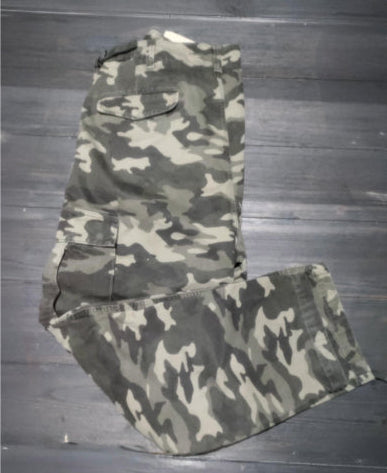 Banana Republic Camo Cargo Pants