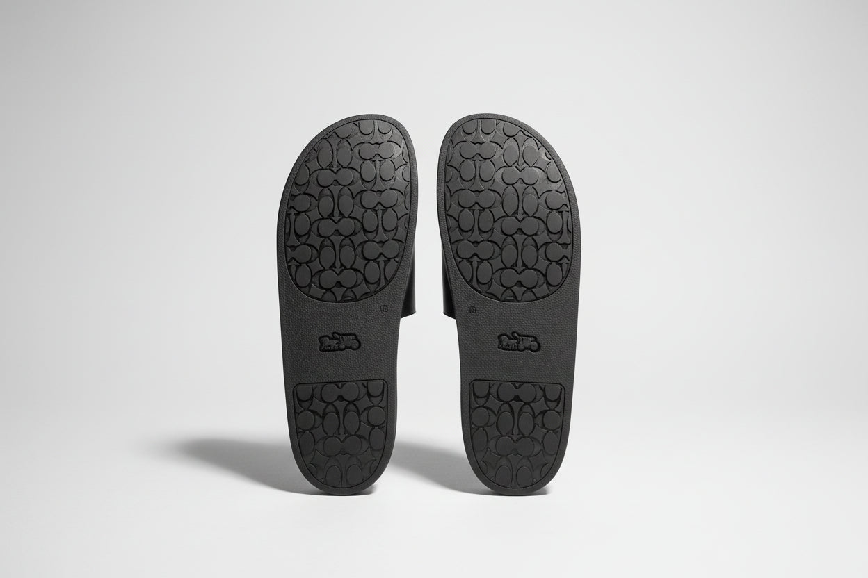 Coach X Peanuts Pool Slide With Snoopy Print