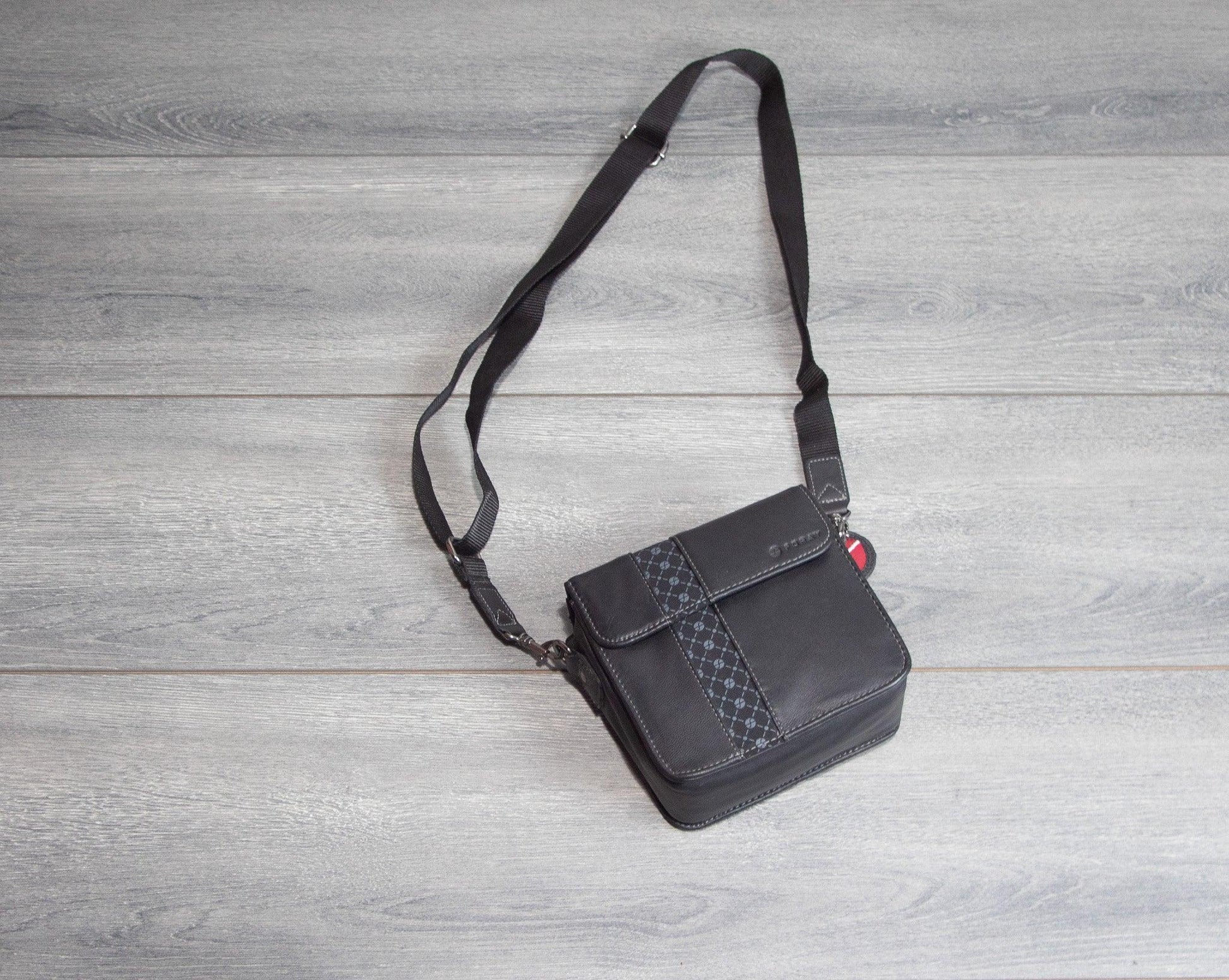 Foray Leather Camera Pouch - Sons of SPPhillips