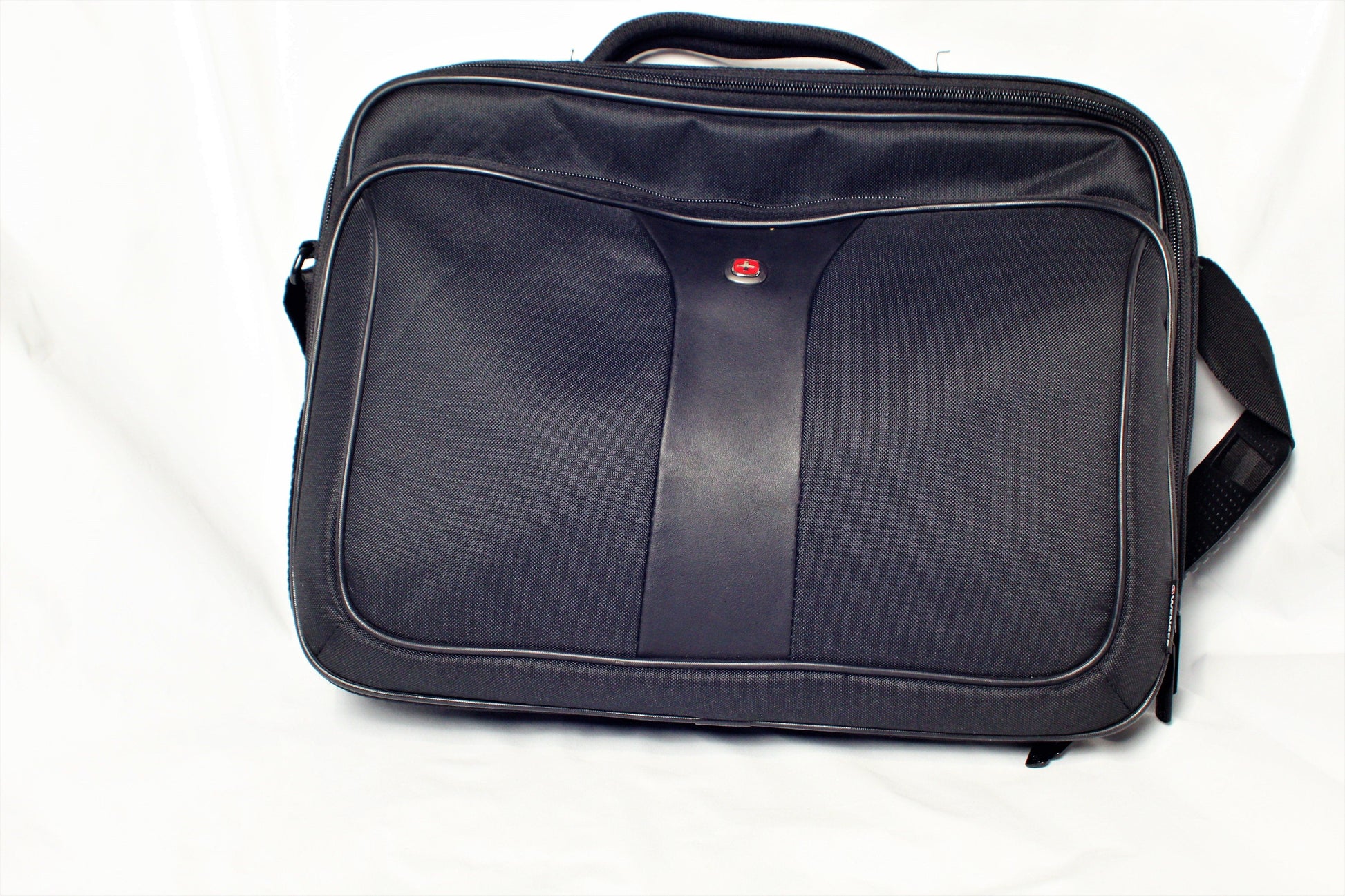 Wenger Swiss Axiom 14-16 Inches Adjustable ProCheck Laptop Briefcase - Sons of SPPhillips