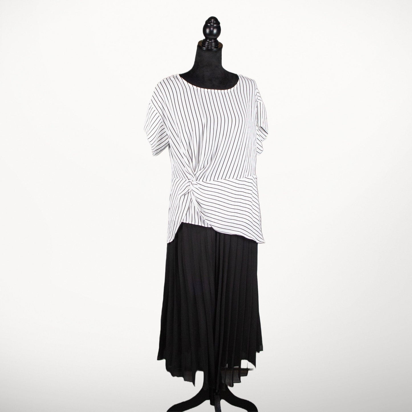SHINESTAR BLACK PLEATED SKIRT - Sons of SPPhillips