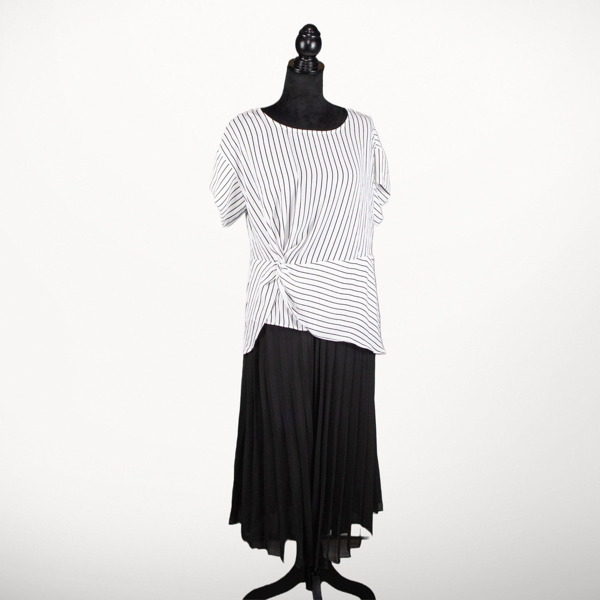 SHINESTAR BLACK PLEATED SKIRT - Sons of SPPhillips