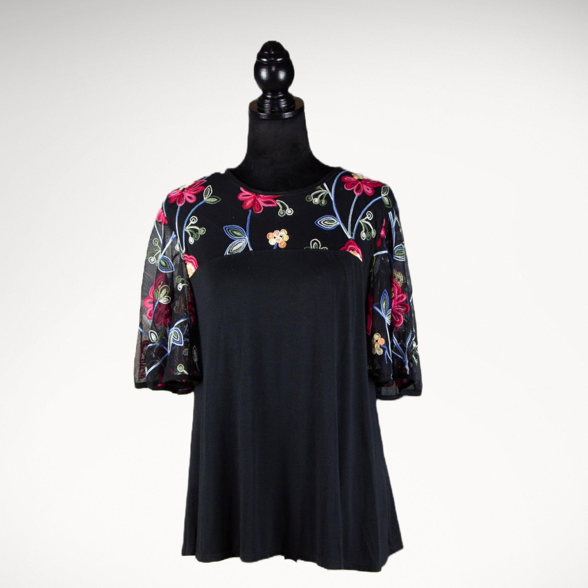 KIM & CAMI Lace Trim Short Sleeve Top - Sons of SPPhillips